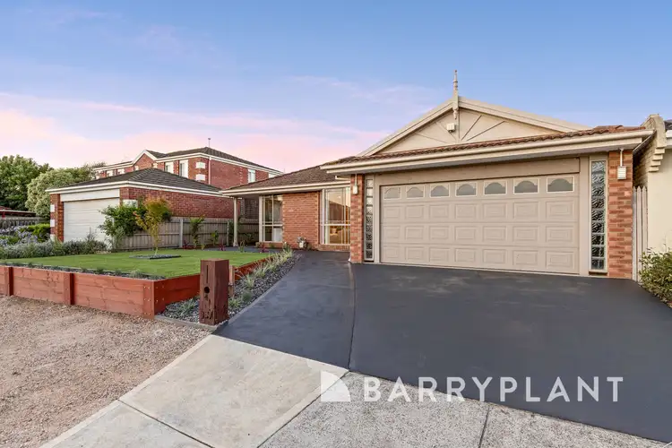 4 Rockwall Close, Sydenham VIC 3037