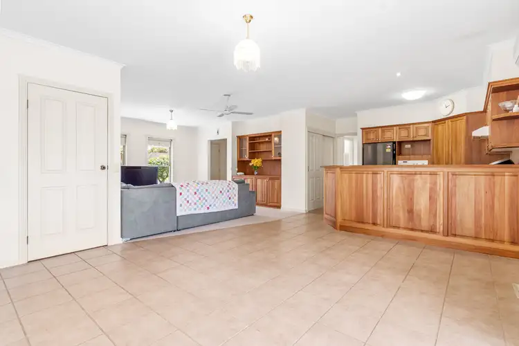 Sixth view of Homely house listing, 2 Medinah Close, Warrnambool VIC 3280
