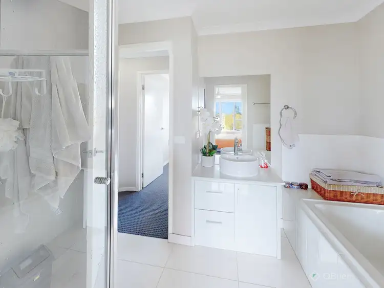 Fourth view of Homely townhouse listing, 14/10-20 Mickleham Drive, Cranbourne North VIC 3977