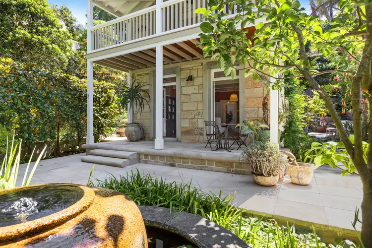 8 Margaret Street, North Sydney NSW 2060