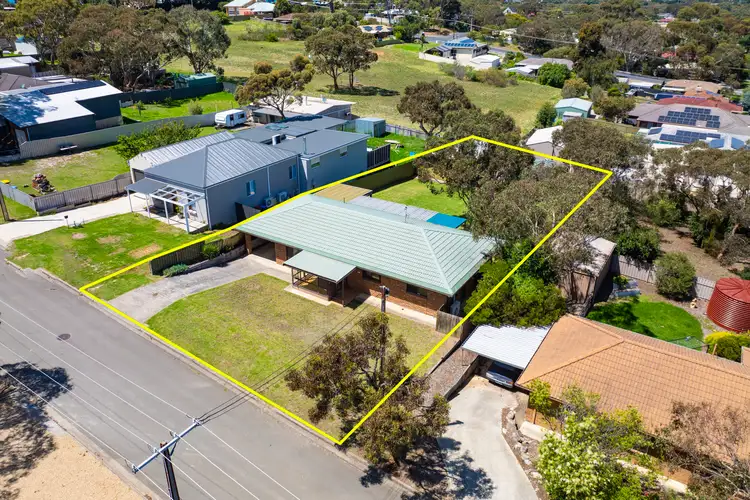19 Dene Avenue, Victor Harbor SA 5211