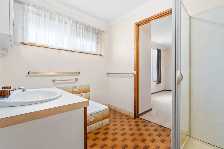 Sixth view of Homely house listing, 2/52 Queens Road, Warrnambool VIC 3280