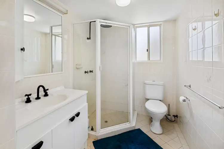 Sixth view of Homely apartment listing, 4/72 Stapylton Street, Coolangatta QLD 4225