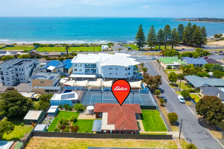 8 Grantley Avenue, Victor Harbor SA 5211
