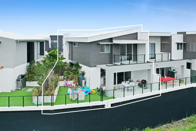 2 Bella Avenue, Robina QLD 4226