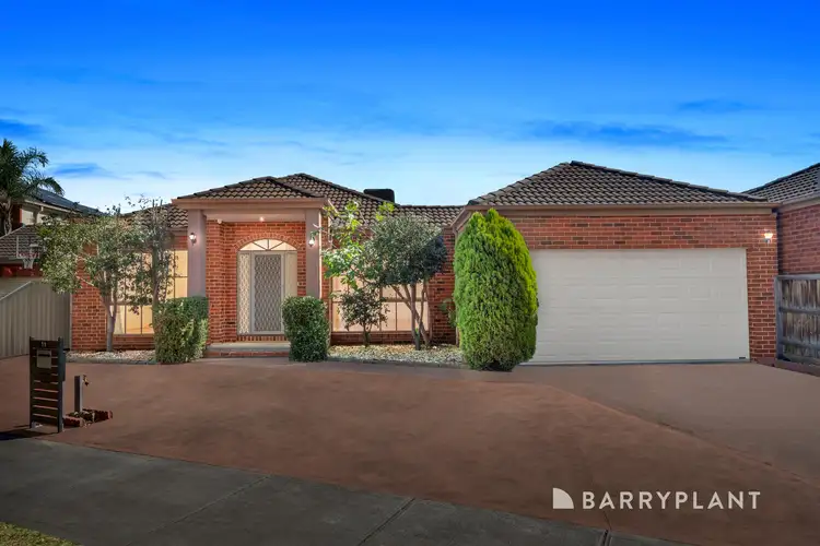 11 Nouvelle Grove, South Morang VIC 3752