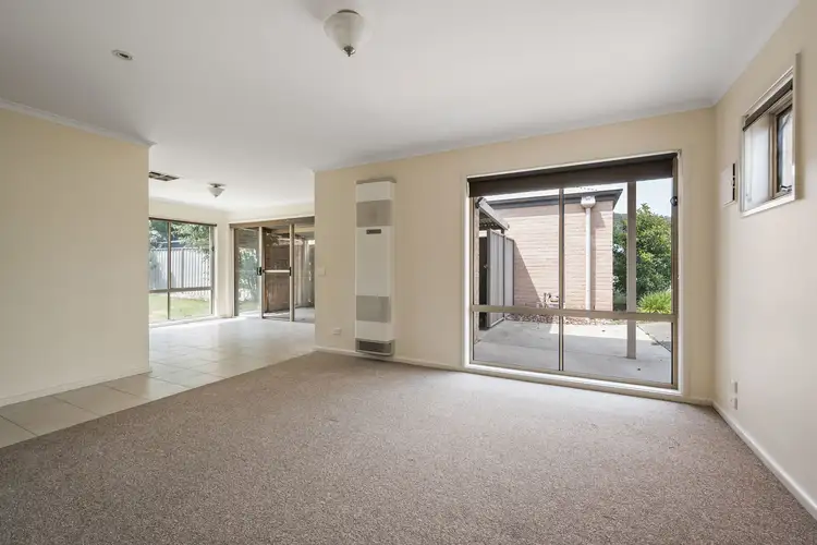 Third view of Homely townhouse listing, 2/17 Kurrajong Crescent, West Albury NSW 2640
