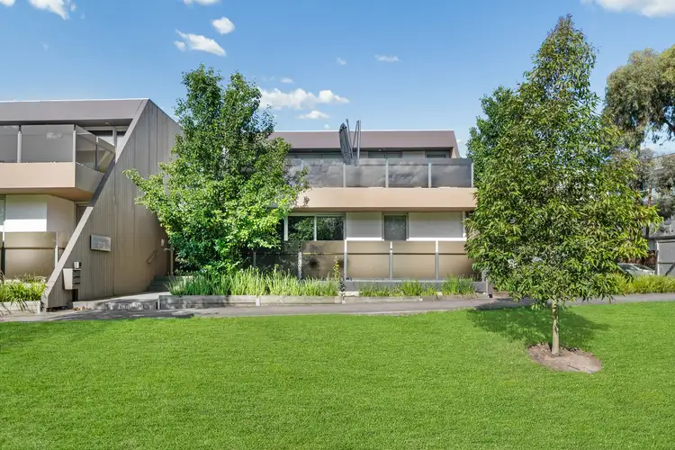 24 Magnolia Path, Maidstone VIC 3012