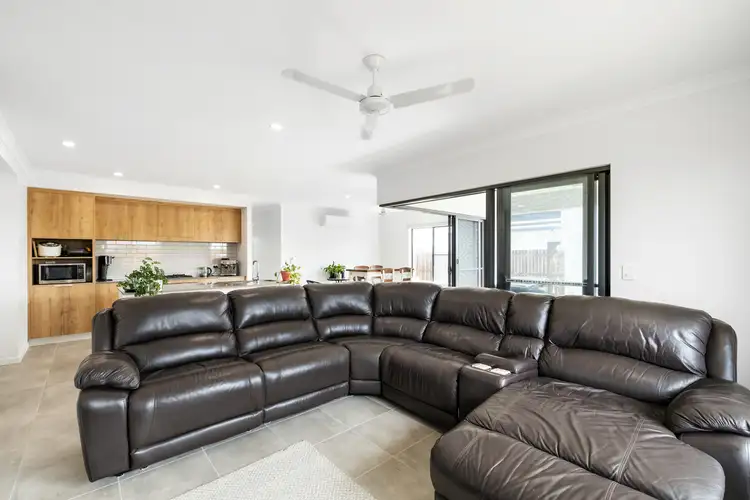 Sixth view of Homely house listing, 5 Leet Crescent, Proserpine QLD 4800
