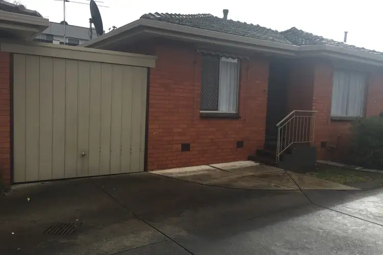 2/6 Murrell Street