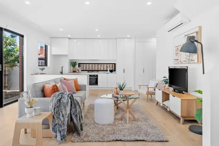 Main view of Homely townhouse listing, 5/500 Plenty Road, Preston VIC 3072