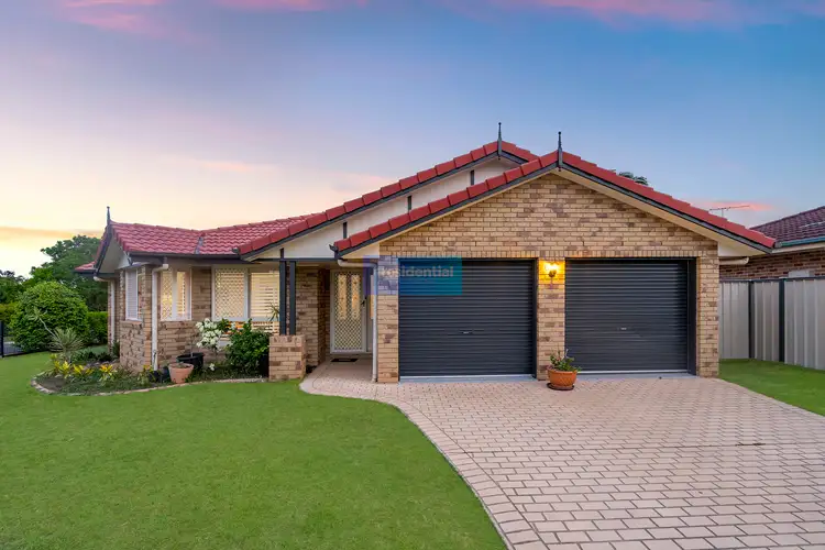 2 Glenlyn Street, Wynnum West QLD 4178