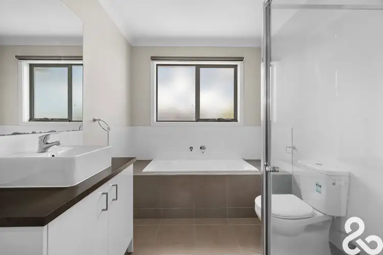 Sixth view of Homely townhouse listing, 2/13 Raymond Street, Lalor VIC 3075