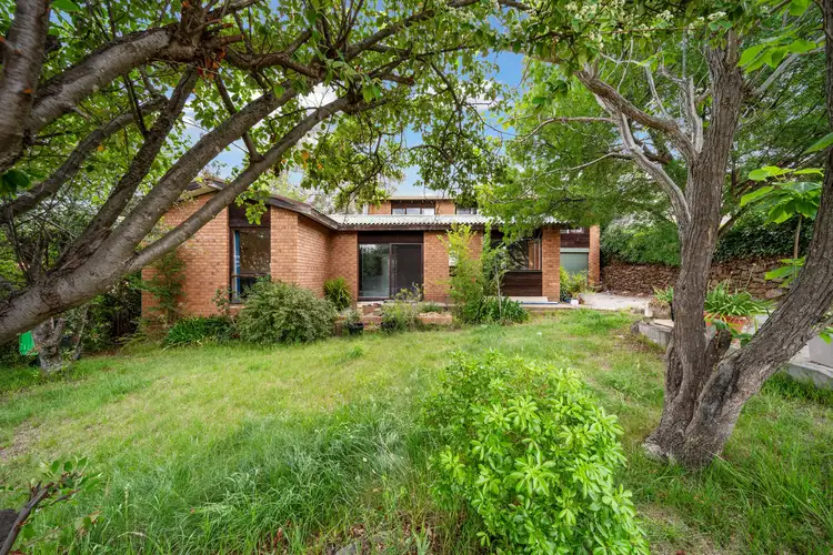 7 Giwang Street, Cooma NSW 2630