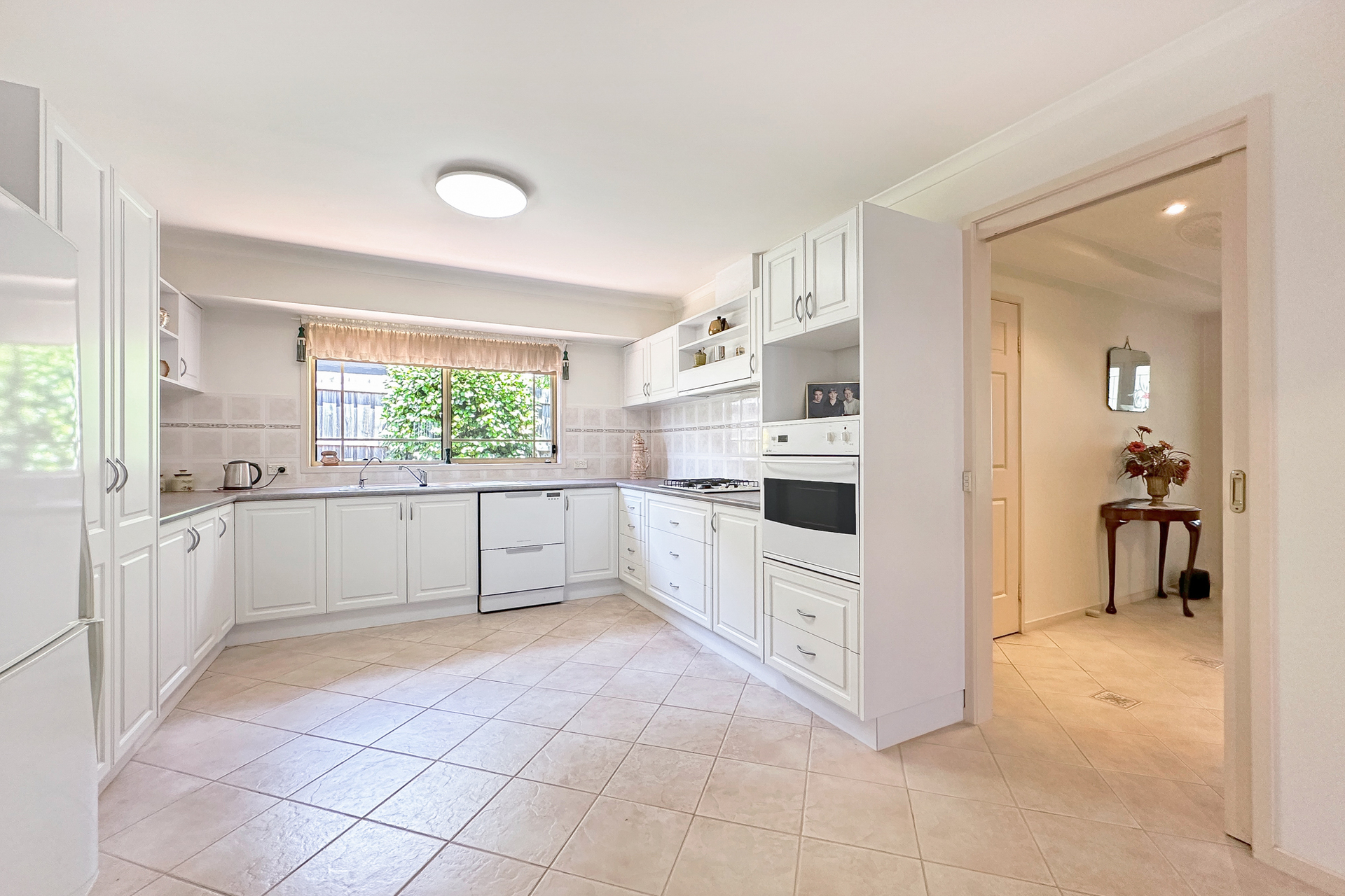 Sixth view of Homely unit listing, 1/165 Princes Way, Drouin VIC 3818