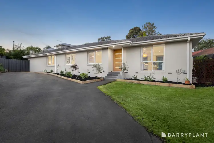 8 Dobell Place, Mooroolbark VIC 3138