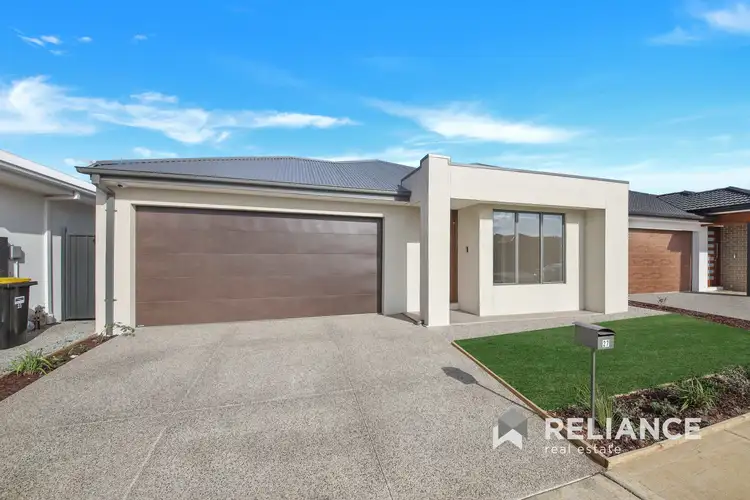 Second view of Homely house listing, 27 Buckingham Boulevard, Strathtulloh VIC 3338