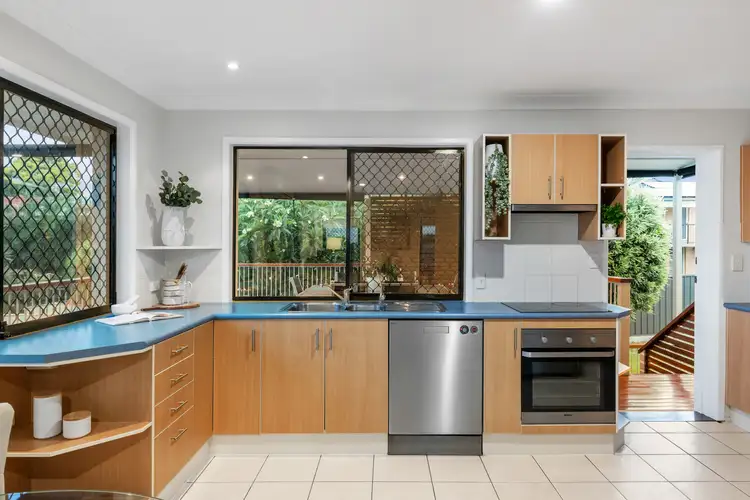 Sixth view of Homely house listing, 27 Kiparra Street, Mansfield QLD 4122
