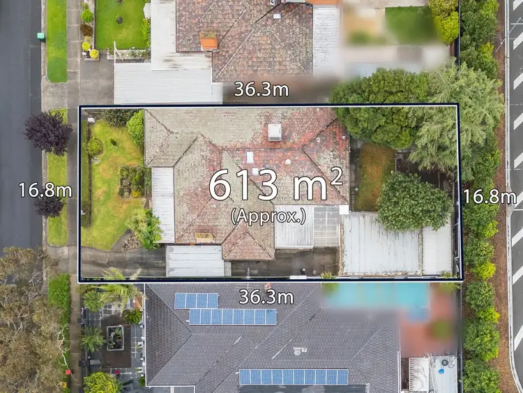 23 Tasman Avenue, Strathmore Heights VIC 3041