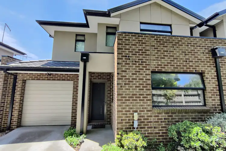 2/71 Thackeray Road, Reservoir VIC 3073