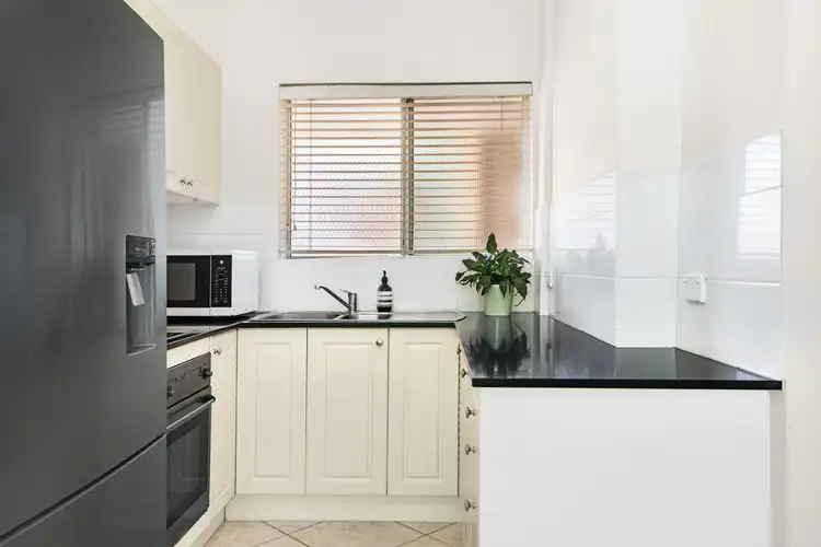 Third view of Homely apartment listing, 6/1 Woolcott Street, Newport NSW 2106