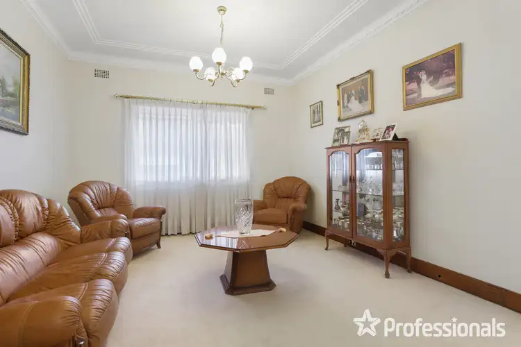 Fifth view of Homely house listing, 2 Simmons Road, Kingsgrove NSW 2208