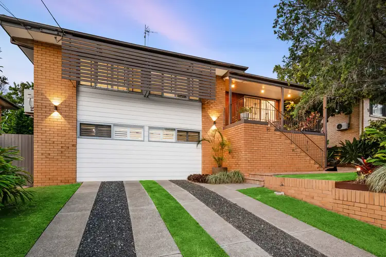 34 Novello Street, Mansfield QLD 4122