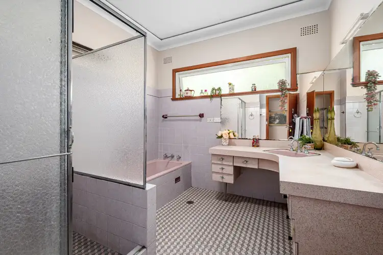 Fifth view of Homely house listing, 28 Faye Avenue, Blakehurst NSW 2221