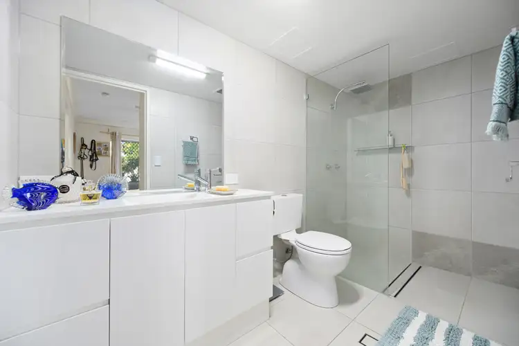 Sixth view of Homely unit listing, 19/6 Back Street, Biggera Waters QLD 4216