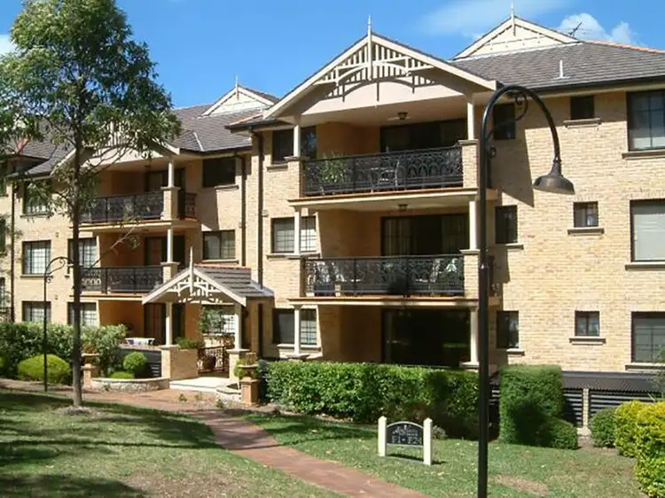 F24/6 Schofield Place