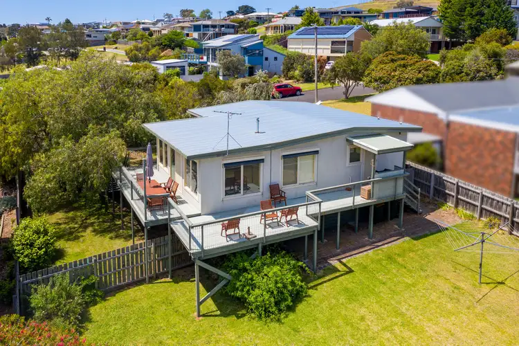 14 Alison Street