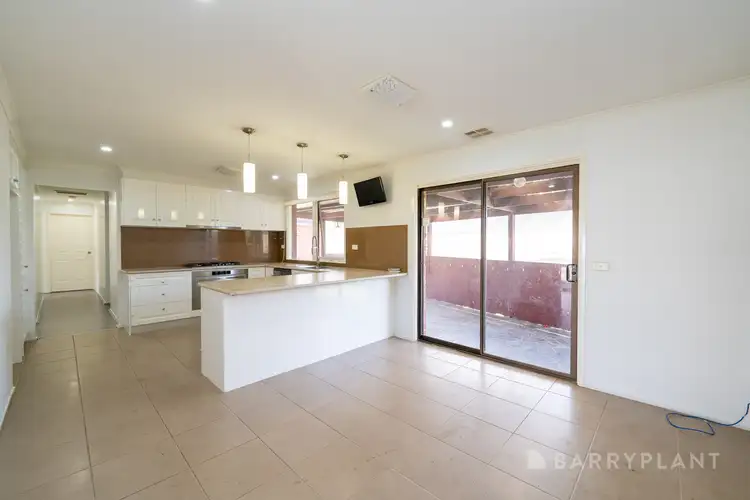 Fifth view of Homely house listing, 1 Ealing Close, Craigieburn VIC 3064
