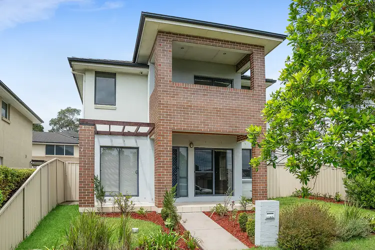 7 Decora Street, Mount Annan NSW 2567