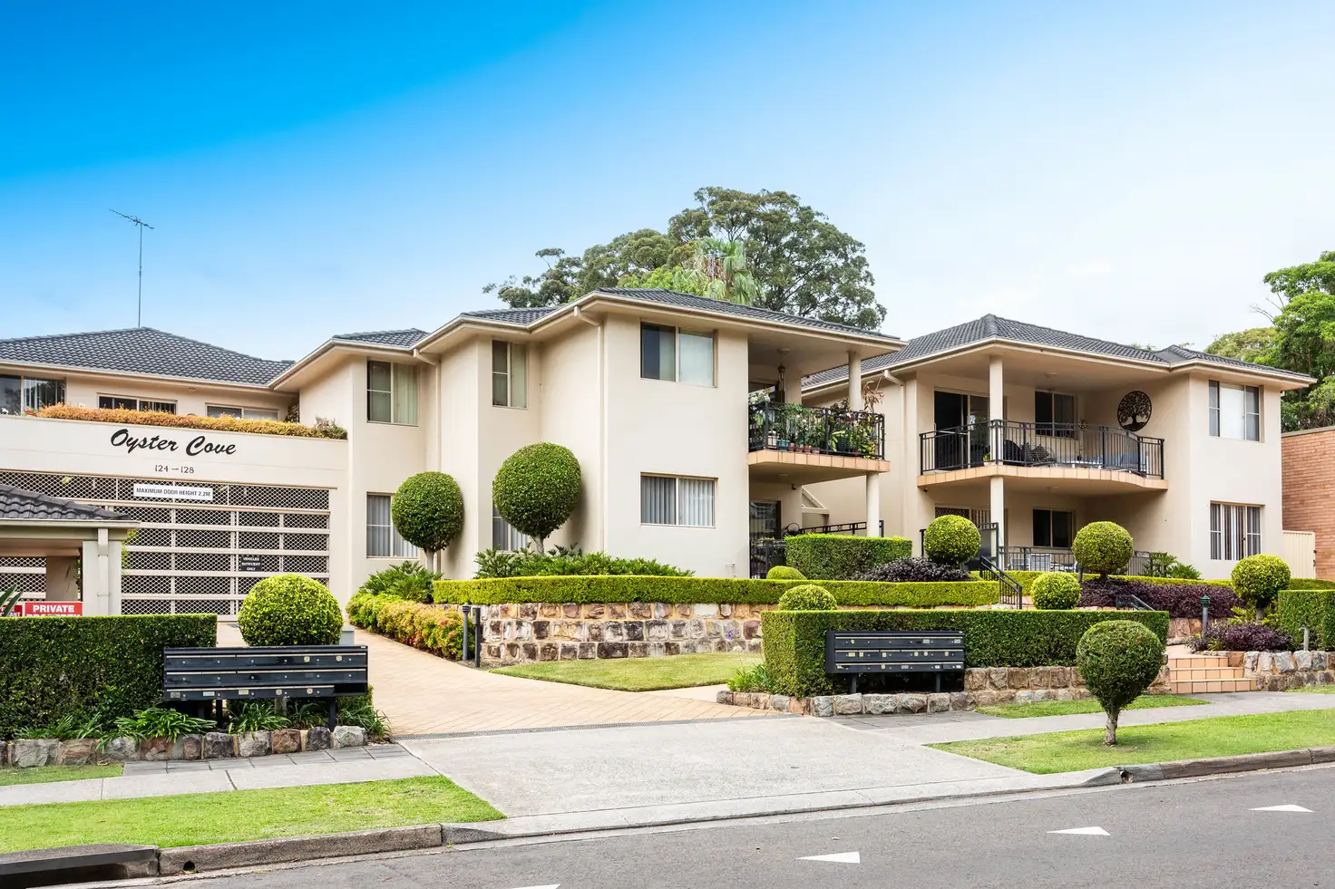 Main view of Homely villa listing, 9/124-128 Oyster Bay Road, Oyster Bay NSW 2225