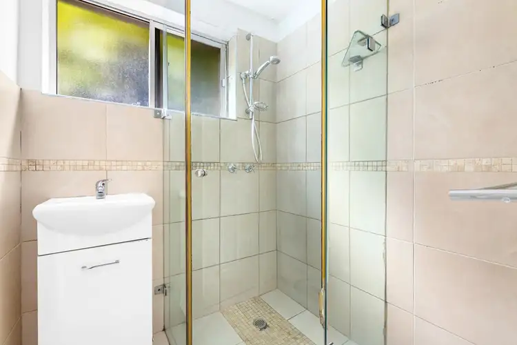 Sixth view of Homely apartment listing, 5/33 Dee Why Parade, Dee Why NSW 2099