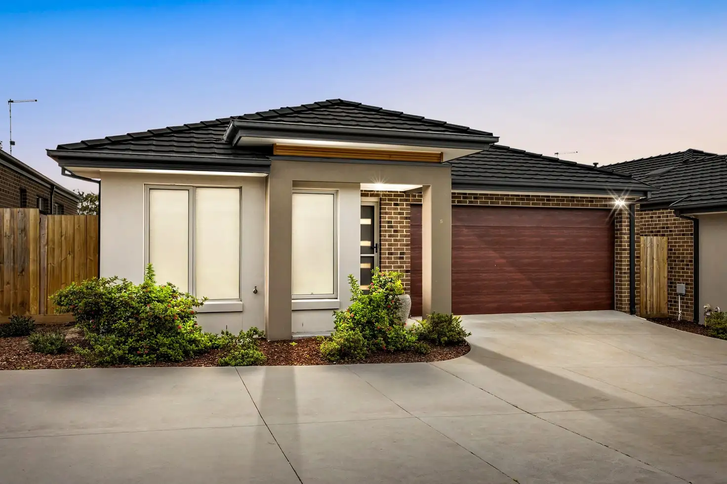 Main view of Homely unit listing, 5/71 Hove Road, Rosebud VIC 3939