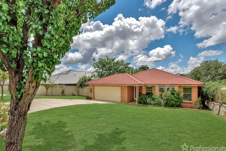 5 Fahy Crescent, Orange NSW 2800