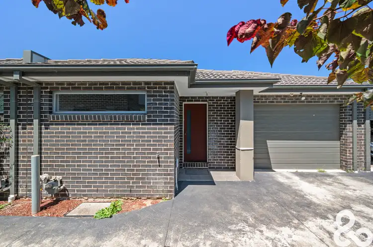 2/102 Alexander Avenue, Thomastown VIC 3074