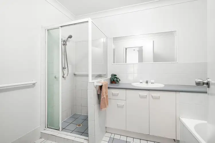 Fourth view of Homely villa listing, 36/7a Copernicus Street, Wynnum West QLD 4178