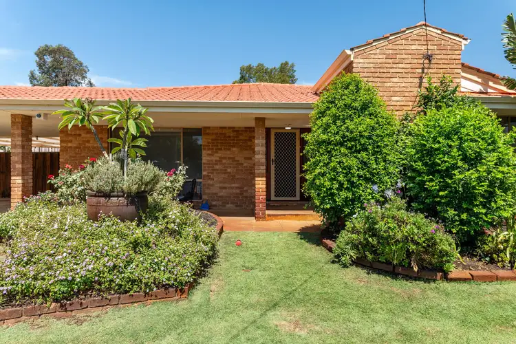 Second view of Homely house listing, 33 Farnham Place, Gosnells WA 6110