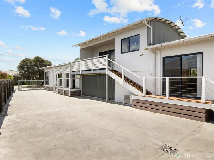 14 Roderick Close, Cowes VIC 3922