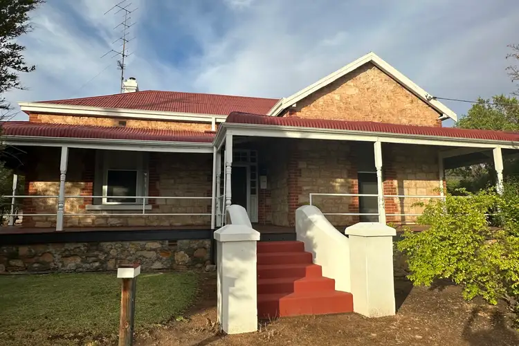 123 Forrest Street, Beverley WA 6304
