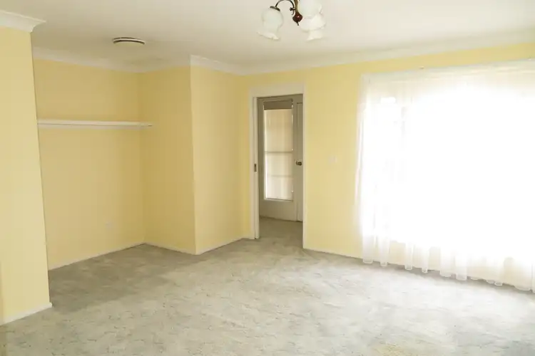 Fifth view of Homely house listing, 10 Cardew Close, Bathurst NSW 2795