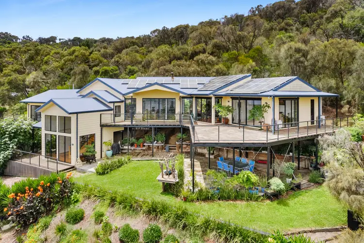 Second view of Homely house listing, 8 McLaren Court, Rosebud VIC 3939