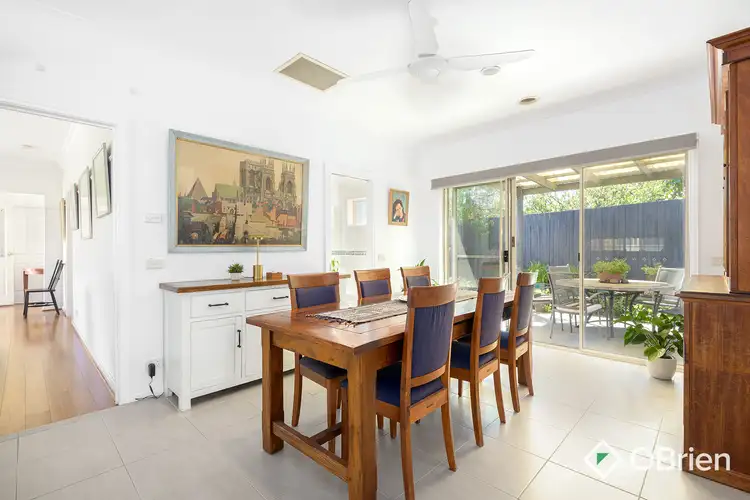 Fourth view of Homely unit listing, 2/38 The Crest, Frankston South VIC 3199