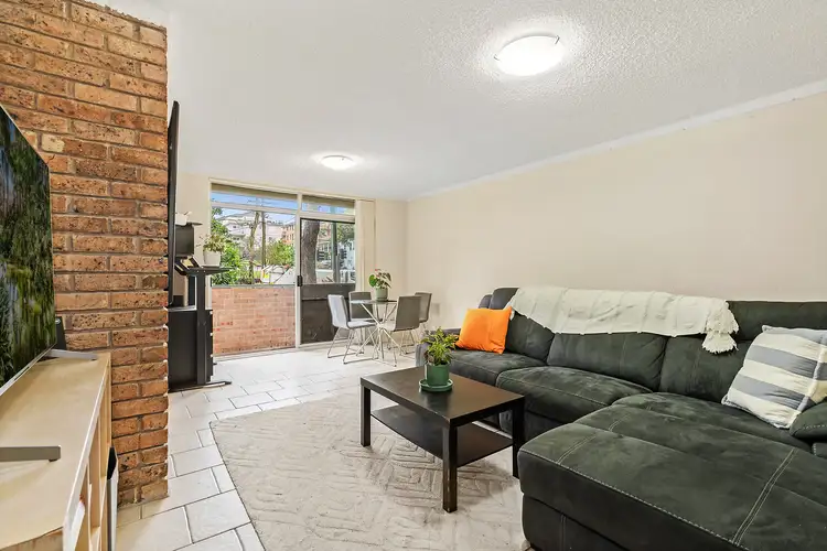 2/28-30 Cavill Street, Freshwater NSW 2096