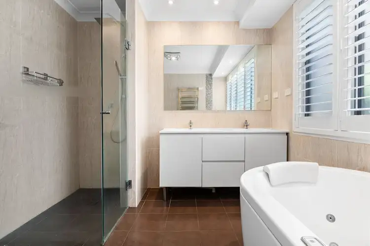 Fifth view of Homely house listing, 2 Richards Close, Berowra NSW 2081