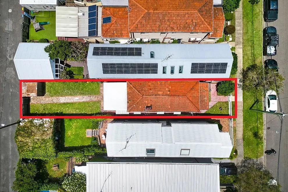 Main view of Homely house listing, 10 Hewlett Street, Bronte NSW 2024