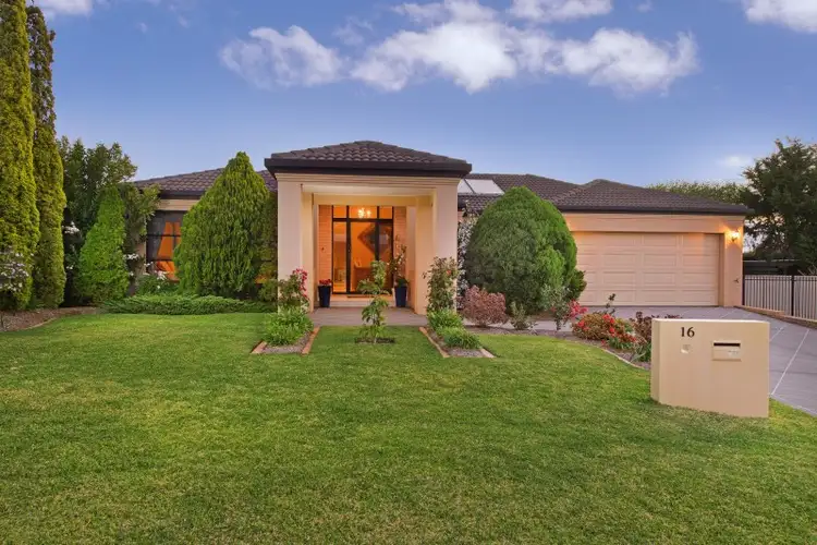 16 Olivine Street, Port Macquarie NSW 2444
