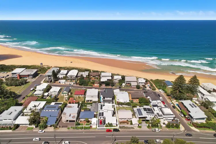 Second view of Homely house listing, 117 Ocean View Drive, Wamberal NSW 2260